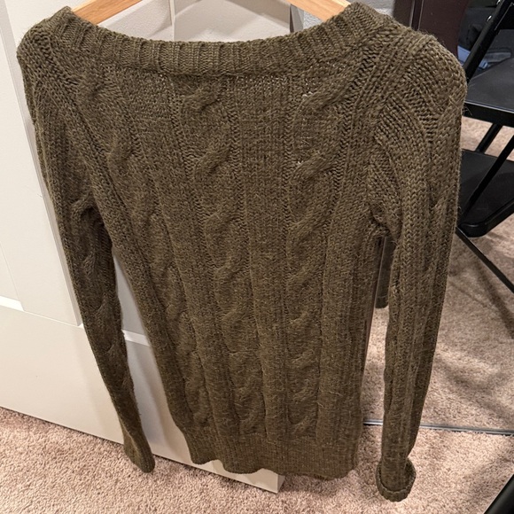 Ralph Lauren Women's V-Neck Sweater in Dark Olive - Picture 3 of 3